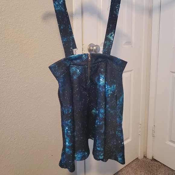 Galaxy Print Suspender Skirt - Picture 4 of 7